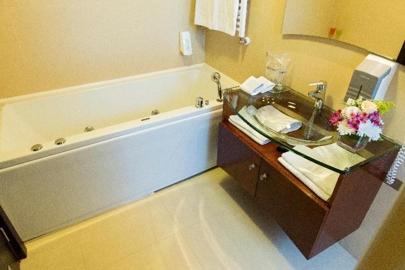 Hotel Zelengora Kragujevac Bilik gambar