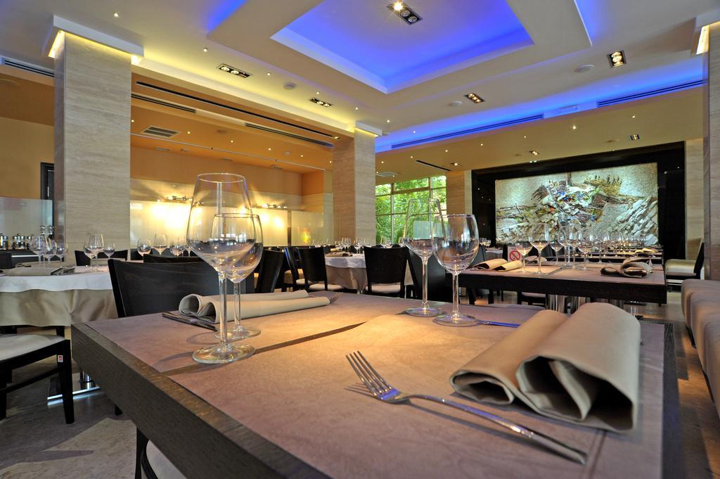 Hotel Zelengora Kragujevac Luaran gambar